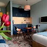 Апартамент 42- Modern Cozy Near Center *