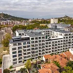 42- Modern Cozy Near Center Апартамент Пловдив