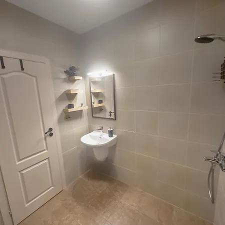 Apartamento 42- Modern Cozy Near Center